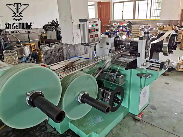 精密金屬帶材縱剪分切機(jī) XTF-305